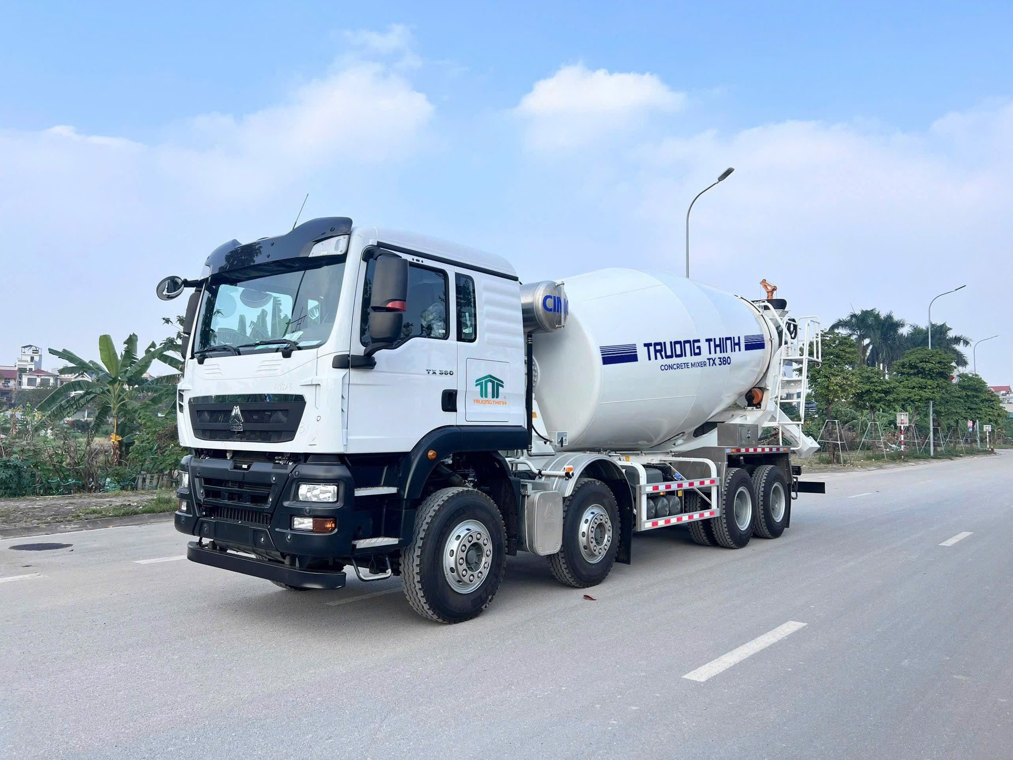 Xe Trộn Bê Tông Howo 14 Khối Tối Ưu