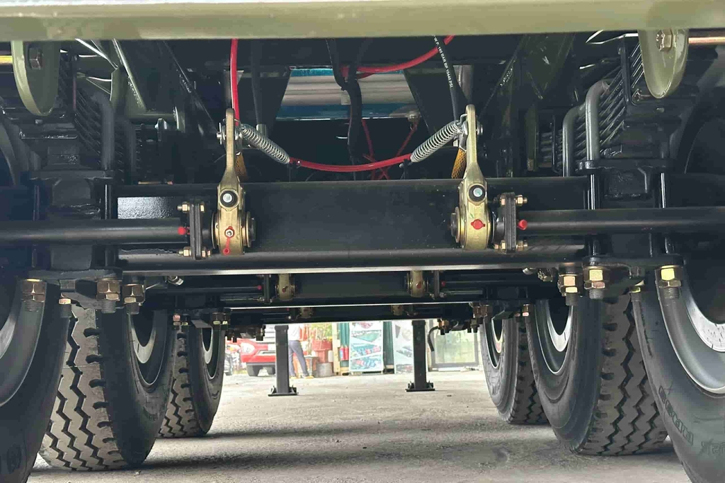 Hệ thống 3 trục chịu tải 13 tấn