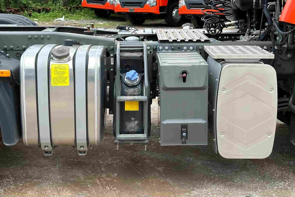 Bình dầu phụ 240 lít